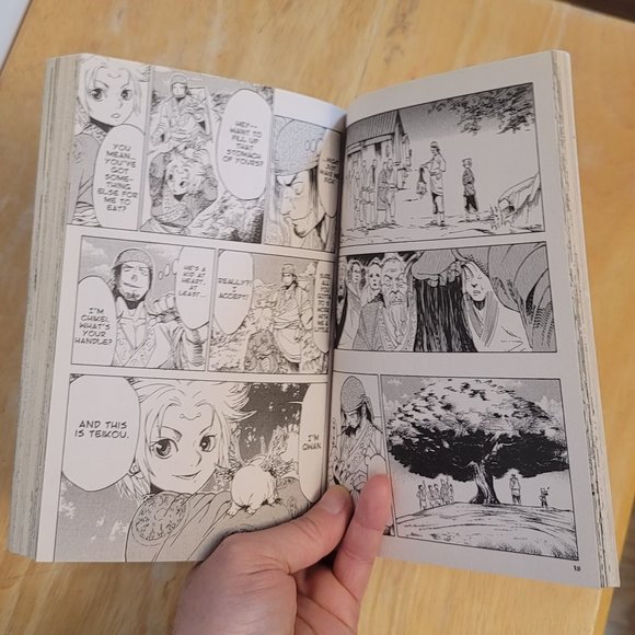 ๐ Qwan Volume 01 by Aki Shimizu Manga - Picture 4 of 4